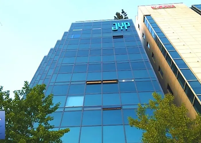 Daon 2 Min From Subway 10 Min To Kspo Dome Easy Access To Seongsu And Gwanghwamun Appartement Seoel