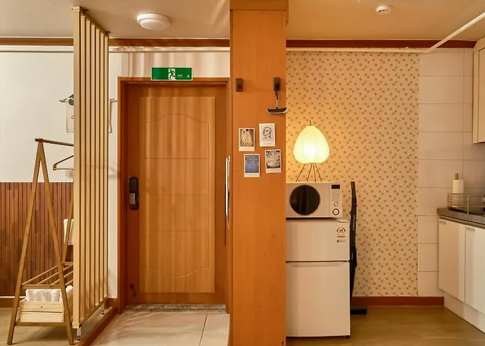 Daon 2 Min From Subway 10 Min To Kspo Dome Easy Access To Seongsu And Gwanghwamun Appartement Seoel